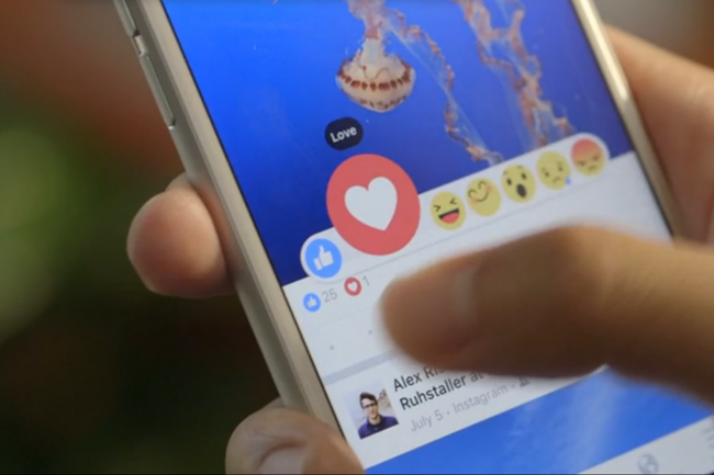 Gara-gara "Like" di Facebook, Pria ini Didenda Rp 55 Juta
